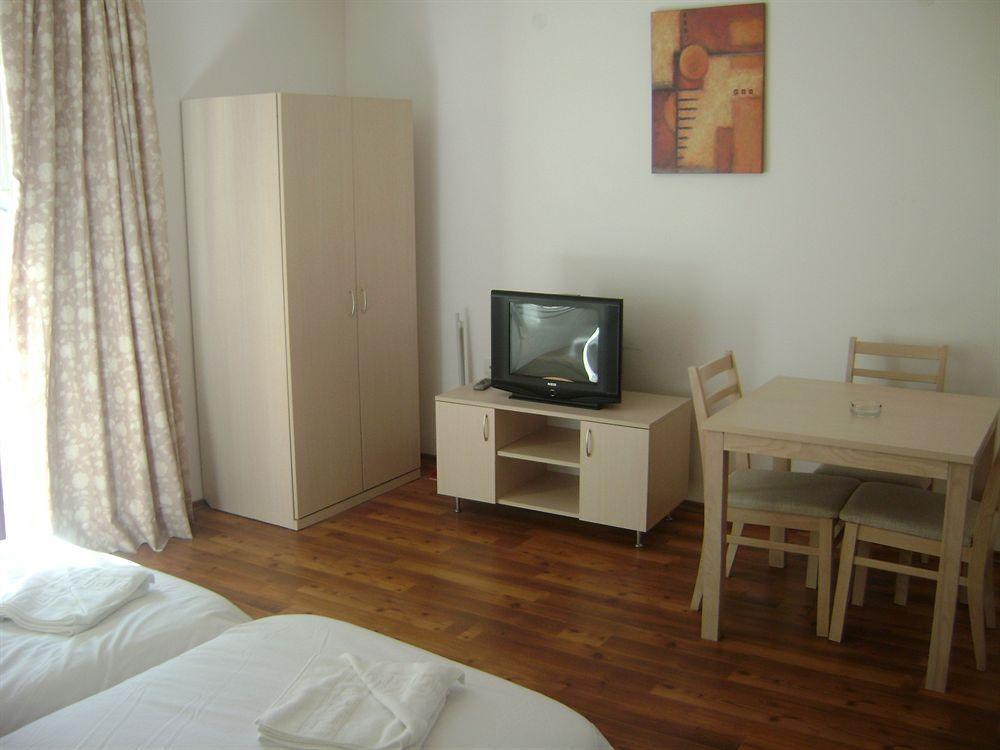 Gondola Apartments & Suites Bansko Bagian luar foto