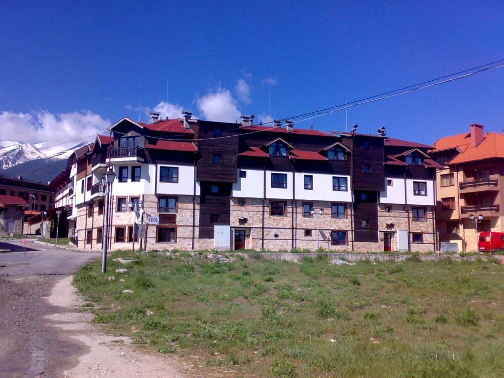 Gondola Apartments & Suites Bansko Bagian luar foto